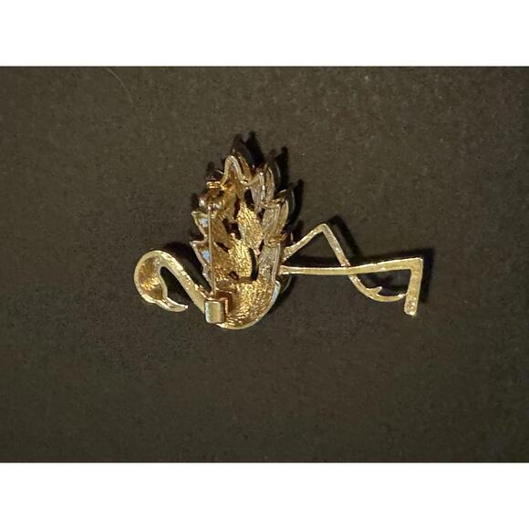 Vintage Flamingo Brooch with Colorful Crystals - Picture 3 of 3